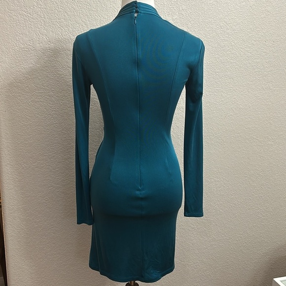 Catherine Malandrino Deep V Dres - Picture 4 of 6